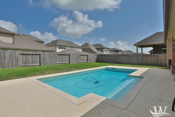 Backyard Swimming pool