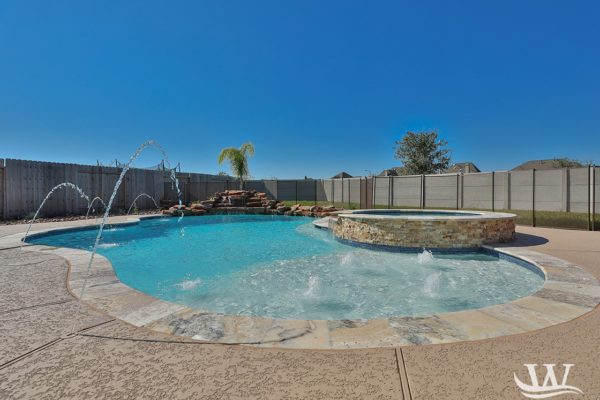 hot tub and swimming pool combination