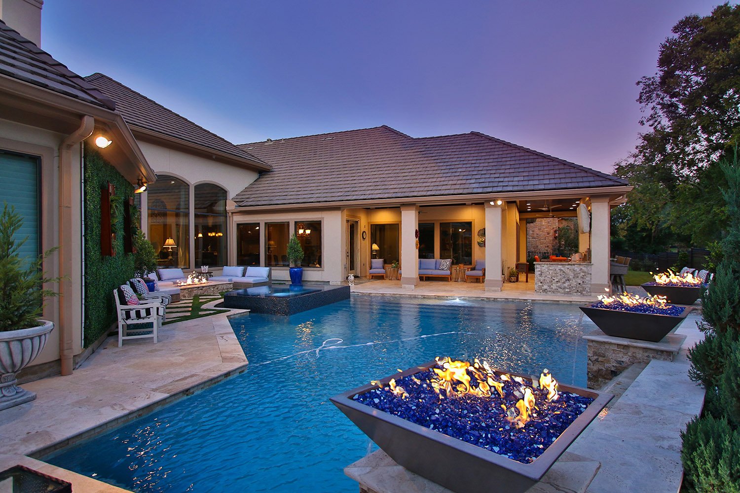 amazing landscaping ideas for a pool